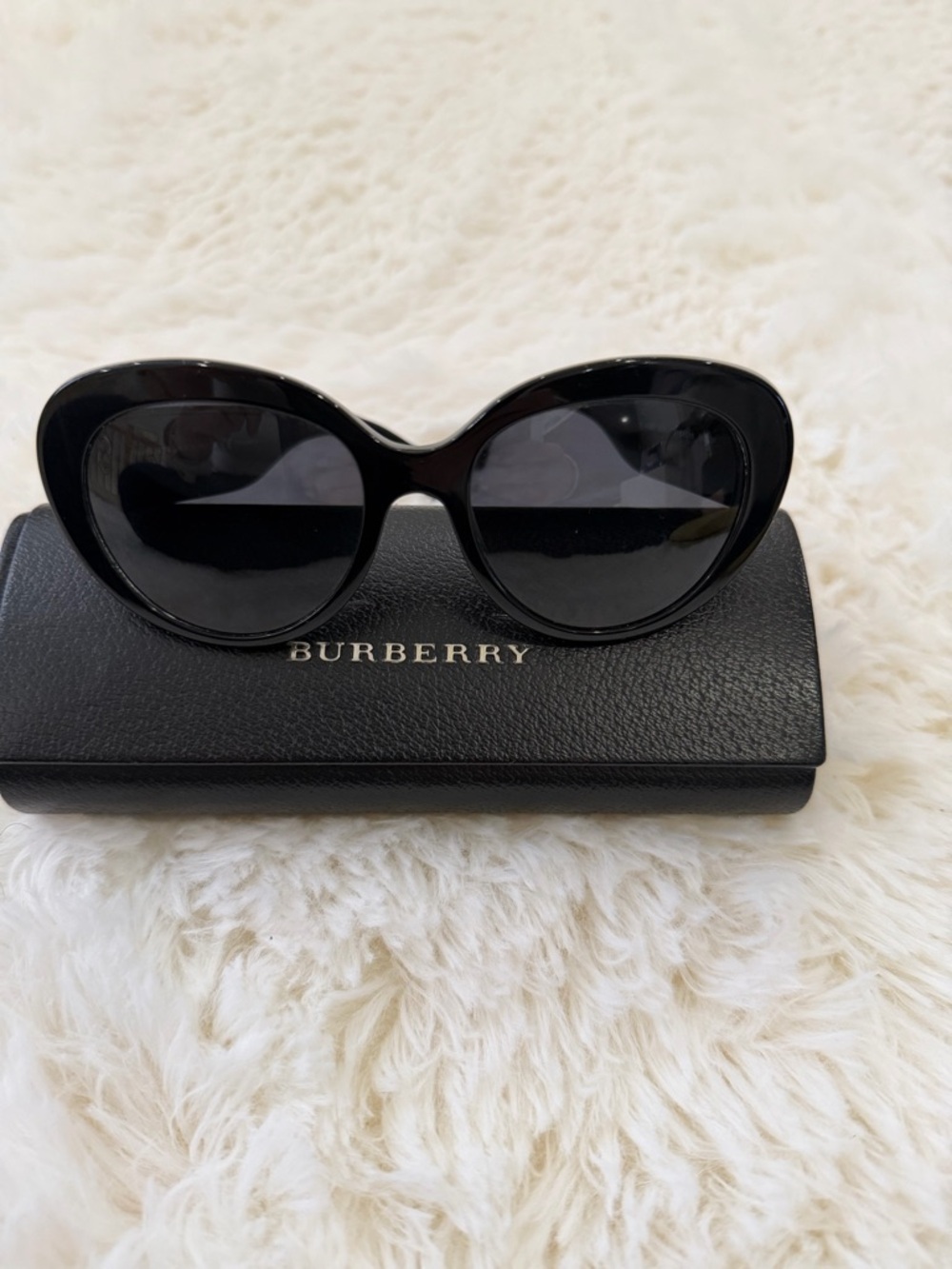 Burberry Black Gloss Cat-Eye Sunglasses